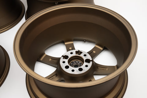 WORK Emotion XT7 18" 9.5J +38, 8.5J +38 (5x114.3)