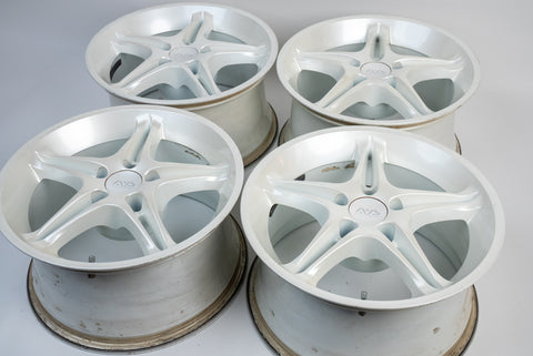 Yokohama AVS VS5 17" 9J +17 (5x114.3)