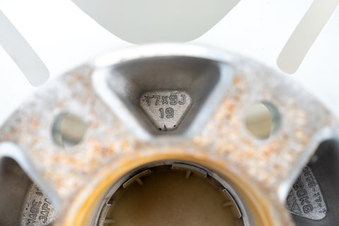 Yokohama AVS VS5 17" 9J +17 (5x114.3)