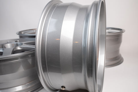 Yokohama AVS Model 6 17" 9J +45, 8J +30 (5x114.3)