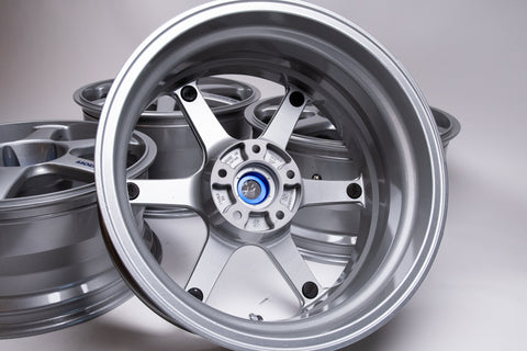 Yokohama AVS Model 6 17” 9J +40, 8J +30 (5x114.3)