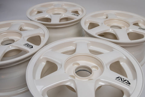 Yokohama AVS VS6 16" 7J +30 (4x114.3)