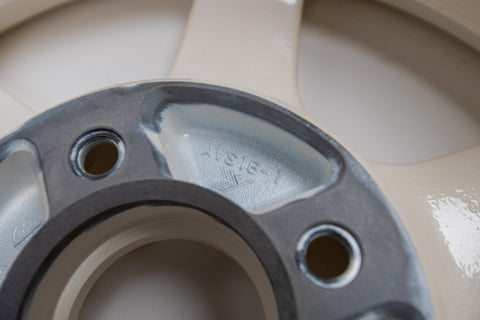 Yokohama AVS VS6 16" 7J +30 (4x114.3)