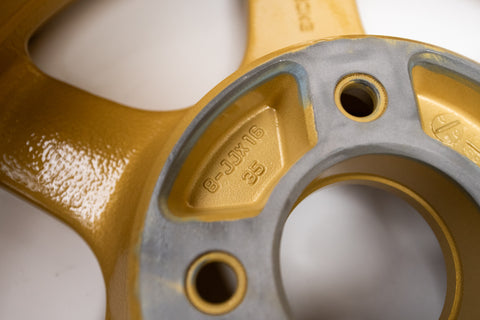 Yokohama AVS VS6 16" 8J +35 (4x114.3)