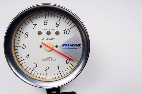 Pivot 80mm Stepping Gauge Tachometer F1