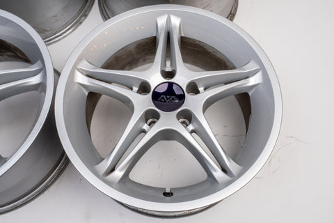 Yokohama AVS VS5 17" 9J +38, 8J +32 (5x114.3)