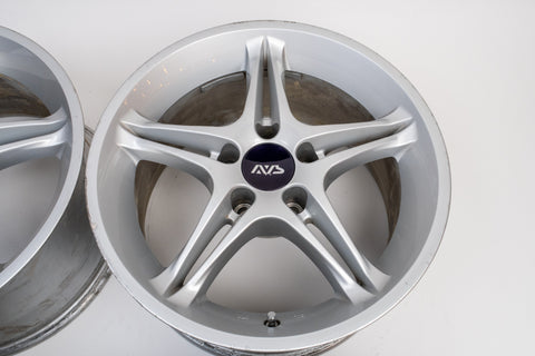 Yokohama AVS VS5 17" 9J +38, 8J +32 (5x114.3)