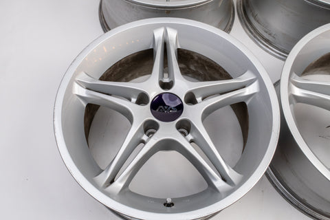 Yokohama AVS VS5 17" 9J +38, 8J +32 (5x114.3)