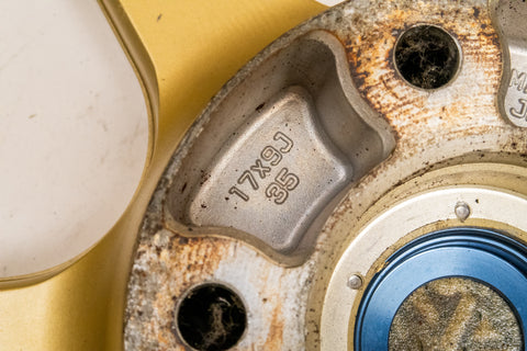 Yokohama AVS Model 6 17" 9J +35 (5x114.3) Pair