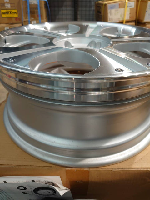 G-Corporation Velvet BLAZE - 4&5x114.3 18x7.5 +45