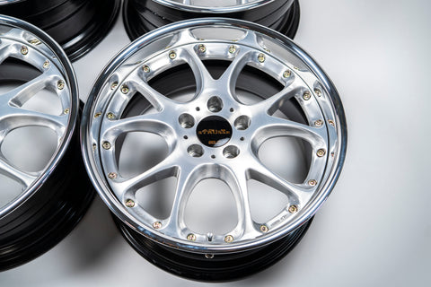 SSR Agle Strusse 18" 9.5J +35, 9J +37 (5x114.3)