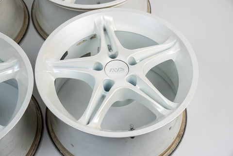 Yokohama AVS VS5 17" 9J +17 (5x114.3)