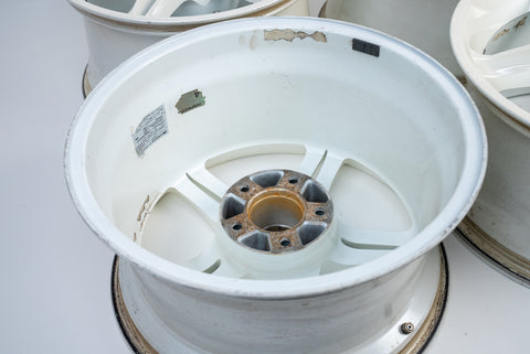 Yokohama AVS VS5 17" 9J +17 (5x114.3)