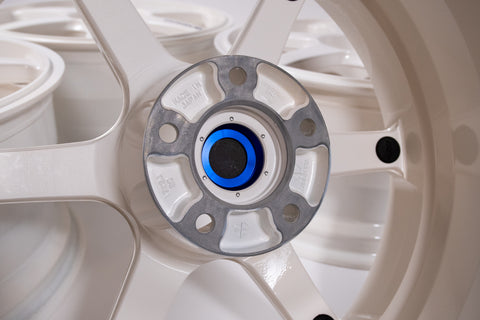 Yokohama AVS Model 6 17" 9J +20 (5x114.3)