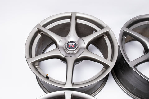 Nissan Skyline R34 GTR 18" 9J +30 (5x114.3)