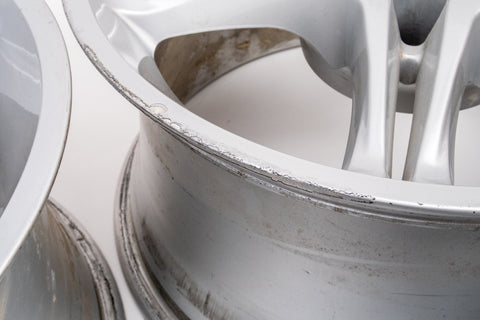 Yokohama AVS VS5 17" 9J +38, 8J +32 (5x114.3)