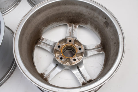 Yokohama AVS VS5 17" 9J +38, 8J +32 (5x114.3)