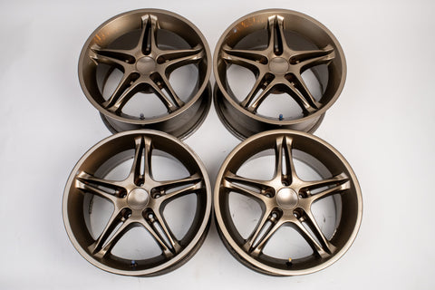 Yokohama AVS VS5 17" 9J +38, 8J +32 (5x114.3)