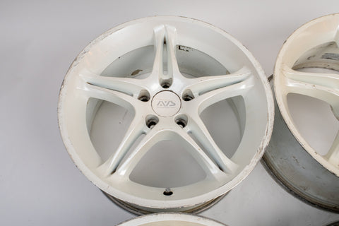 Yokohama AVS VS5 18" 8.5J +45 (5x114.3)