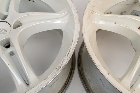 Yokohama AVS VS5 18" 8.5J +45 (5x114.3)