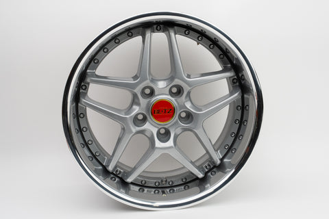 Blitz BRW 03 Reproduction Center Caps *Red/Gold*