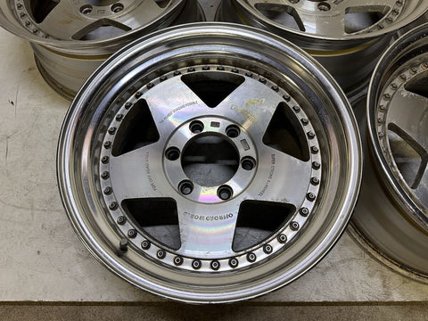 Super Star LODIO DRIVE (6x139.7) 17x8 +5